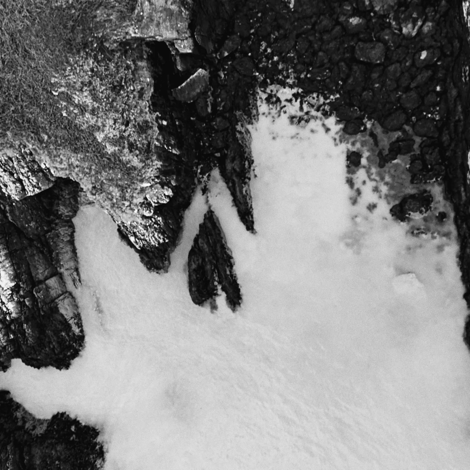 Adra Y Pethau Bychain Coastal Wales Detail — Mona Digital